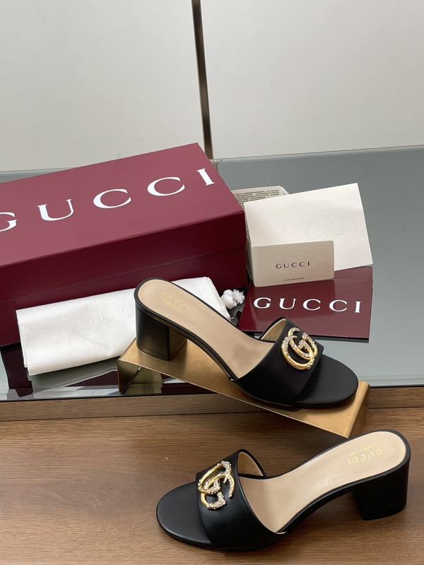 GUCCI WOMEN'S SANDAL [C2132-073451] CELINE CHANEL ACCESSORIES LOEWE SHOES LOUIS VUITTON DIRO YSL OTHER BRAND HANDBAGS BALENCIAGA BOTTEGA VENETA GOYARD HERMES BURBERRY VALENTINO GUCCI FENDI MIUMIU CHLOE PRADA BVLGARI SUITCASE NEW ARRIVAL 