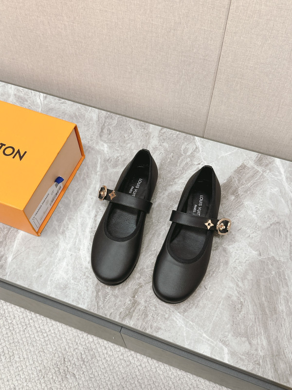 (image for) Louis Vuitton Mary Jane
