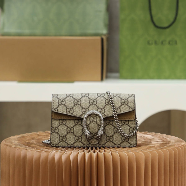 (image for) Gucci Dionysus super mini bag