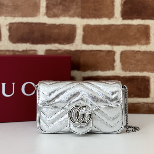 (image for) Gucci GG Marmont super mini bag