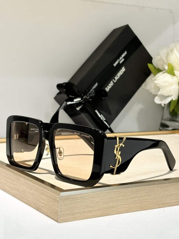 (image for) YSL SUNGLASSES