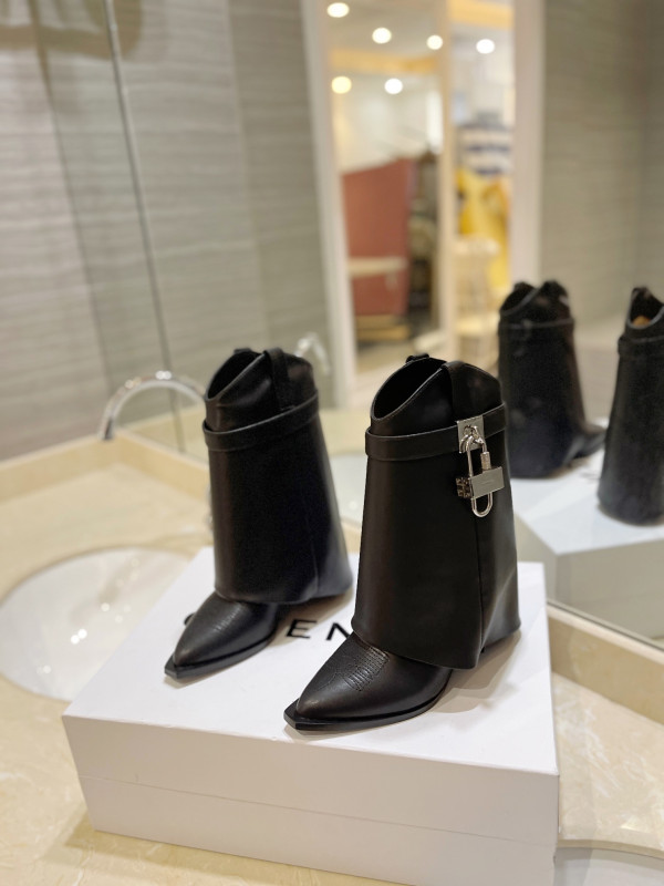 Gienvchy Boots (image for) Gienvchy Boots