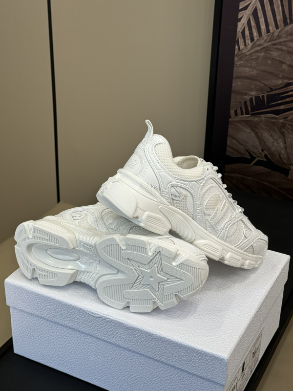Diro Chrono Sneaker [C1U5F-042032] CELINE CHANEL ACCESSORIES LOEWE SHOES LOUIS VUITTON DIRO YSL OTHER BRAND HANDBAGS BALENCIAGA BOTTEGA VENETA GOYARD HERMES BURBERRY VALENTINO GUCCI FENDI MIUMIU CHLOE PRADA BVLGARI SUITCASE NEW ARRIVAL 