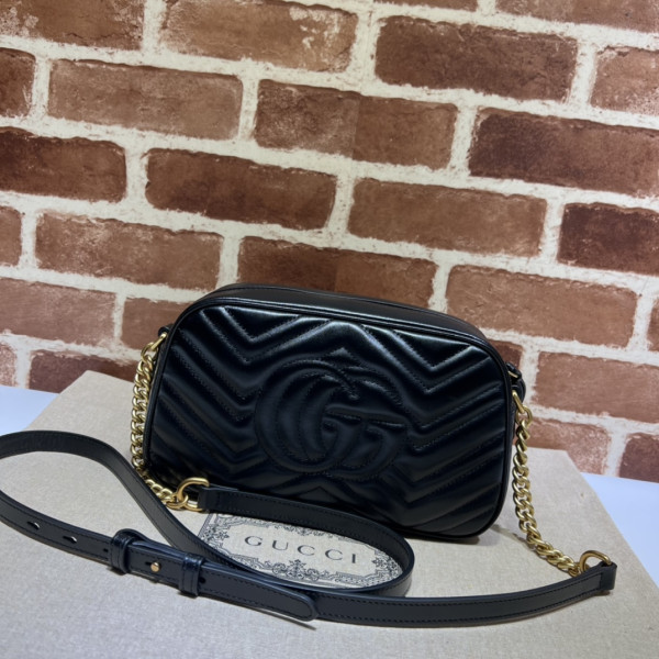 Gucci GG Marmont small shoulder bag [447632克色] CELINE CHANEL ACCESSORIES LOEWE SHOES LOUIS VUITTON DIRO YSL OTHER BRAND HANDBAGS BALENCIAGA BOTTEGA VENETA GOYARD HERMES BURBERRY VALENTINO GUCCI FENDI MIUMIU CHLOE PRADA BVLGARI SUITCASE NEW ARRIVAL 