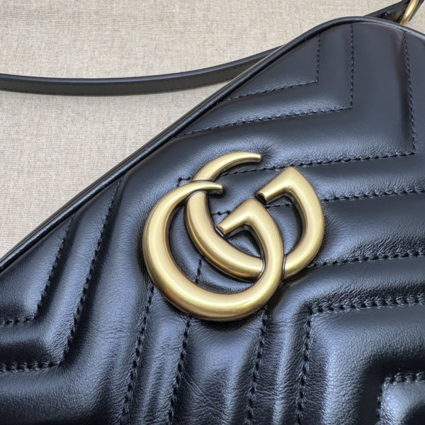Gucci GG Marmont small shoulder bag [447632克色] CELINE CHANEL ACCESSORIES LOEWE SHOES LOUIS VUITTON DIRO YSL OTHER BRAND HANDBAGS BALENCIAGA BOTTEGA VENETA GOYARD HERMES BURBERRY VALENTINO GUCCI FENDI MIUMIU CHLOE PRADA BVLGARI SUITCASE NEW ARRIVAL 