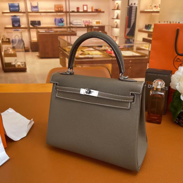 HERMES KELLY 25CM ALL HANDMADE TOGO LEATHER [C1U5A-022202] CELINE CHANEL ACCESSORIES LOEWE SHOES LOUIS VUITTON DIRO YSL OTHER BRAND HANDBAGS BALENCIAGA BOTTEGA VENETA GOYARD HERMES BURBERRY VALENTINO GUCCI FENDI MIUMIU CHLOE PRADA BVLGARI SUITCASE NEW ARRIVAL 