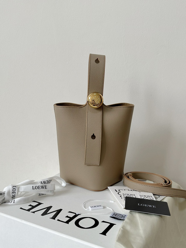 (image for) Lowee Mini Pebble Bucket bag-19.5*16*16CM