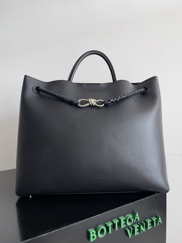 BOTTEGA VENETA LARGE ANDIAMO-45*22*34CM (image for) BOTTEGA VENETA LARGE ANDIAMO-45*22*34CM