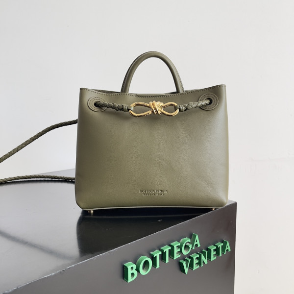 (image for) BOTTEGA VENETA SMALL ANDIAMO-25*22*10.5cm