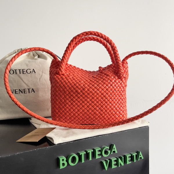 (image for) Bottega Veneta Mini Tosca