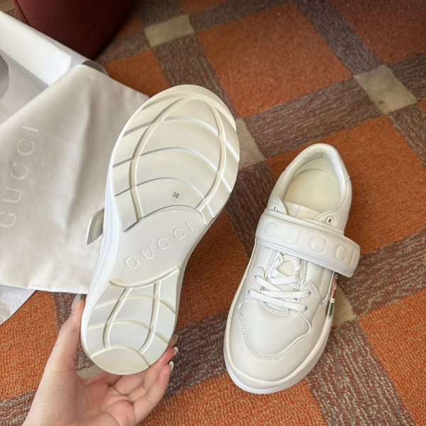 Gucci Men&Women Sneakers [C1U2T-090010] CELINE CHANEL ACCESSORIES LOEWE SHOES LOUIS VUITTON DIRO YSL OTHER BRAND HANDBAGS BALENCIAGA BOTTEGA VENETA GOYARD HERMES BURBERRY VALENTINO GUCCI FENDI MIUMIU CHLOE PRADA BVLGARI SUITCASE NEW ARRIVAL 