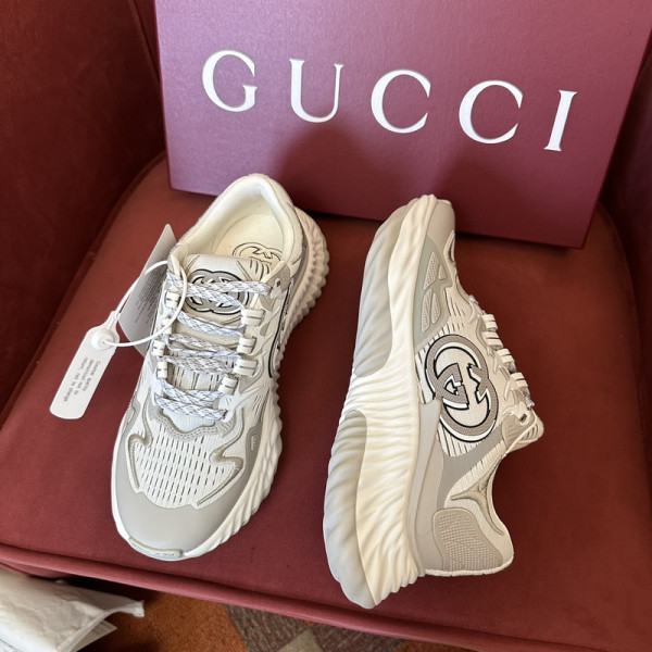 Gucci Men&Women Sneakers [C1U2T-085100] CELINE CHANEL ACCESSORIES LOEWE SHOES LOUIS VUITTON DIRO YSL OTHER BRAND HANDBAGS BALENCIAGA BOTTEGA VENETA GOYARD HERMES BURBERRY VALENTINO GUCCI FENDI MIUMIU CHLOE PRADA BVLGARI SUITCASE NEW ARRIVAL 