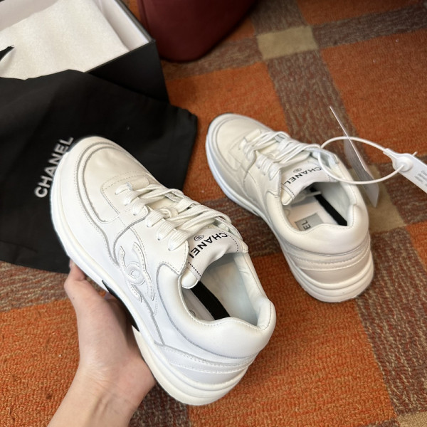 CL WOMEN SNEAKER [C1U2T-084247] CELINE CHANEL ACCESSORIES LOEWE SHOES LOUIS VUITTON DIRO YSL OTHER BRAND HANDBAGS BALENCIAGA BOTTEGA VENETA GOYARD HERMES BURBERRY VALENTINO GUCCI FENDI MIUMIU CHLOE PRADA BVLGARI SUITCASE NEW ARRIVAL 