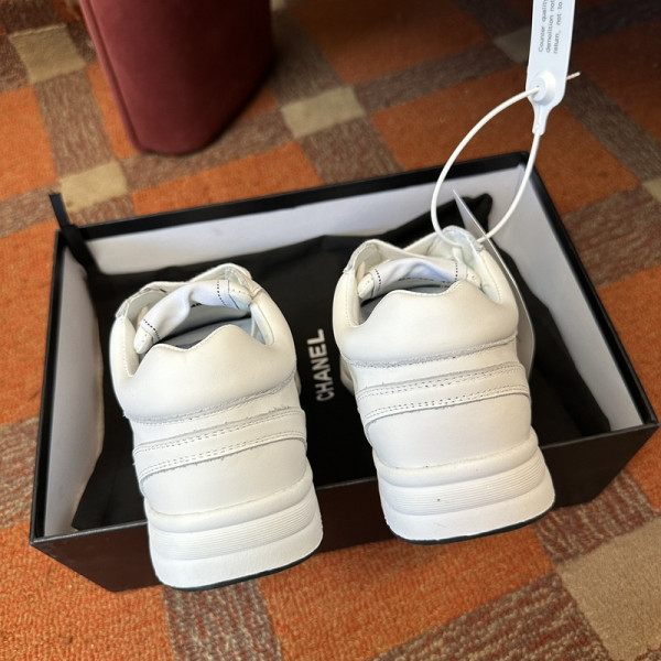 CL WOMEN SNEAKER [C1U2T-084247] CELINE CHANEL ACCESSORIES LOEWE SHOES LOUIS VUITTON DIRO YSL OTHER BRAND HANDBAGS BALENCIAGA BOTTEGA VENETA GOYARD HERMES BURBERRY VALENTINO GUCCI FENDI MIUMIU CHLOE PRADA BVLGARI SUITCASE NEW ARRIVAL 