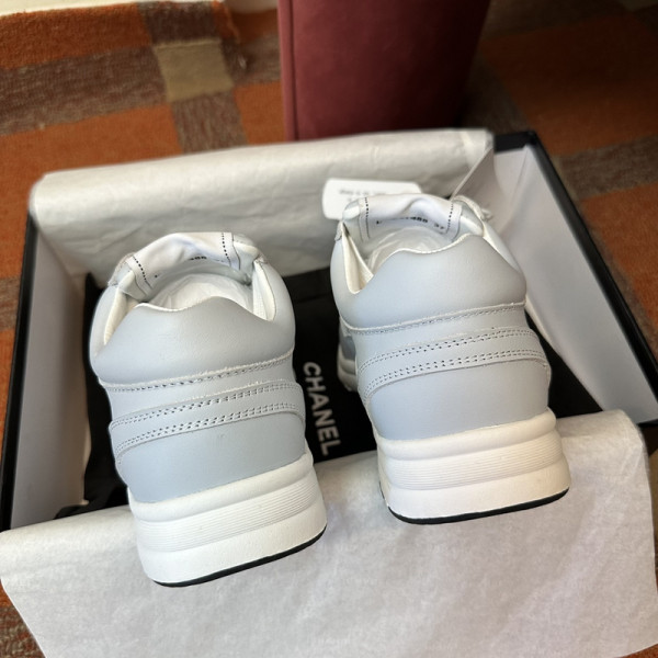 CL WOMEN SNEAKER [C1U2T-084027] CELINE CHANEL ACCESSORIES LOEWE SHOES LOUIS VUITTON DIRO YSL OTHER BRAND HANDBAGS BALENCIAGA BOTTEGA VENETA GOYARD HERMES BURBERRY VALENTINO GUCCI FENDI MIUMIU CHLOE PRADA BVLGARI SUITCASE NEW ARRIVAL 