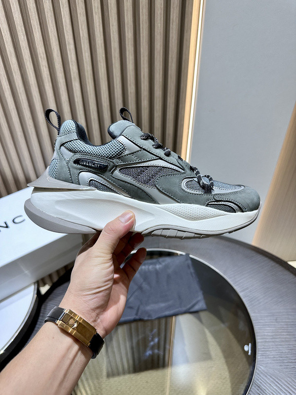 Gienvchy Men Sneakers [C1U2T-081807] CELINE CHANEL ACCESSORIES LOEWE SHOES LOUIS VUITTON DIRO YSL OTHER BRAND HANDBAGS BALENCIAGA BOTTEGA VENETA GOYARD HERMES BURBERRY VALENTINO GUCCI FENDI MIUMIU CHLOE PRADA BVLGARI SUITCASE NEW ARRIVAL 