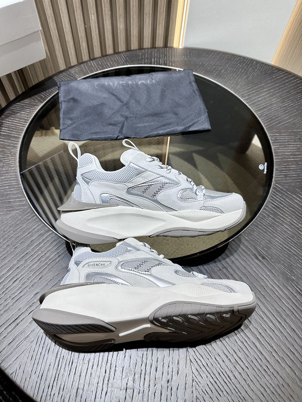 Gienvchy Men Sneakers [C1U2T-081230] CELINE CHANEL ACCESSORIES LOEWE SHOES LOUIS VUITTON DIRO YSL OTHER BRAND HANDBAGS BALENCIAGA BOTTEGA VENETA GOYARD HERMES BURBERRY VALENTINO GUCCI FENDI MIUMIU CHLOE PRADA BVLGARI SUITCASE NEW ARRIVAL 