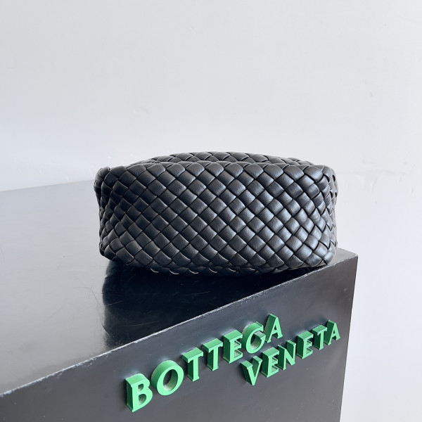 Bottega Veneta Mini Cobble Top Handle [805739黑色] CELINE CHANEL ACCESSORIES LOEWE SHOES LOUIS VUITTON DIRO YSL OTHER BRAND HANDBAGS BALENCIAGA BOTTEGA VENETA GOYARD HERMES BURBERRY VALENTINO GUCCI FENDI MIUMIU CHLOE PRADA BVLGARI SUITCASE NEW ARRIVAL 