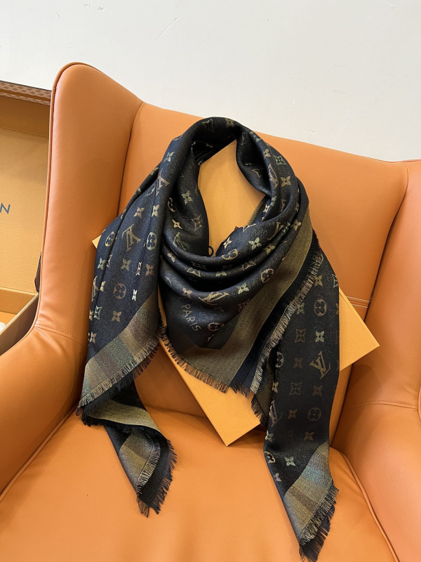 LOUIS VUITTON SCARF [M71548 彩咖色金丝] CELINE CHANEL ACCESSORIES LOEWE SHOES LOUIS VUITTON DIRO YSL OTHER BRAND HANDBAGS BALENCIAGA BOTTEGA VENETA GOYARD HERMES BURBERRY VALENTINO GUCCI FENDI MIUMIU CHLOE PRADA BVLGARI SUITCASE NEW ARRIVAL 