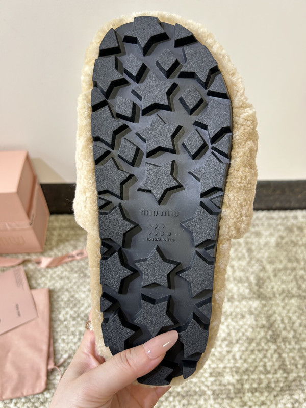 MIUMIU SANDALS [C1U2P-075829] CELINE CHANEL ACCESSORIES LOEWE SHOES LOUIS VUITTON DIRO YSL OTHER BRAND HANDBAGS BALENCIAGA BOTTEGA VENETA GOYARD HERMES BURBERRY VALENTINO GUCCI FENDI MIUMIU CHLOE PRADA BVLGARI SUITCASE NEW ARRIVAL 