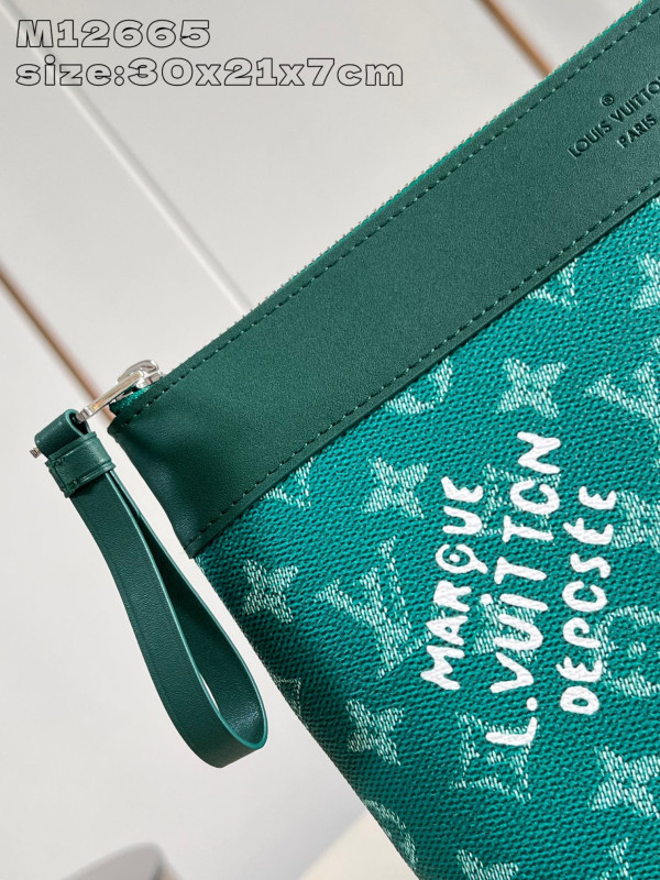 LOUIS VUITTON POCHETTE VOYAGE SOUPLE-30*21*7.5CM [M12665] CELINE CHANEL ACCESSORIES LOEWE SHOES LOUIS VUITTON DIRO YSL OTHER BRAND HANDBAGS BALENCIAGA BOTTEGA VENETA GOYARD HERMES BURBERRY VALENTINO GUCCI FENDI MIUMIU CHLOE PRADA BVLGARI SUITCASE NEW ARRIVAL 