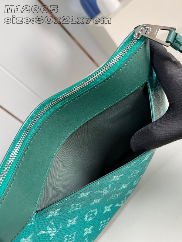 LOUIS VUITTON POCHETTE VOYAGE SOUPLE-30*21*7.5CM [M12665] CELINE CHANEL ACCESSORIES LOEWE SHOES LOUIS VUITTON DIRO YSL OTHER BRAND HANDBAGS BALENCIAGA BOTTEGA VENETA GOYARD HERMES BURBERRY VALENTINO GUCCI FENDI MIUMIU CHLOE PRADA BVLGARI SUITCASE NEW ARRIVAL 