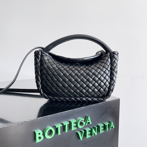 (image for) Bottega Veneta Mini Cobble Top Handle