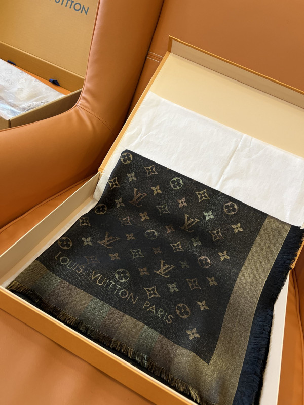 (image for) LOUIS VUITTON SCARF