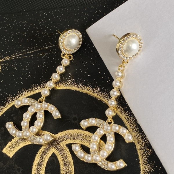 (image for) CL EARRINGS