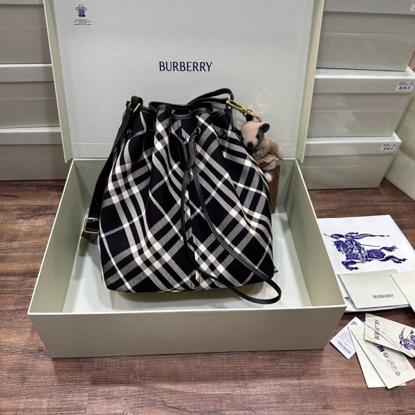 (image for) Burberry Medium Check Drawstring Pouch