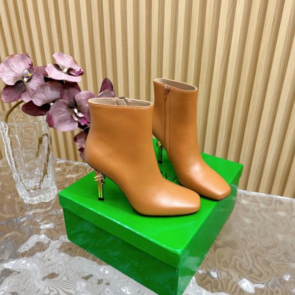 BOTTEGA VENETA Knot Ankle Boot (image for) BOTTEGA VENETA Knot Ankle Boot