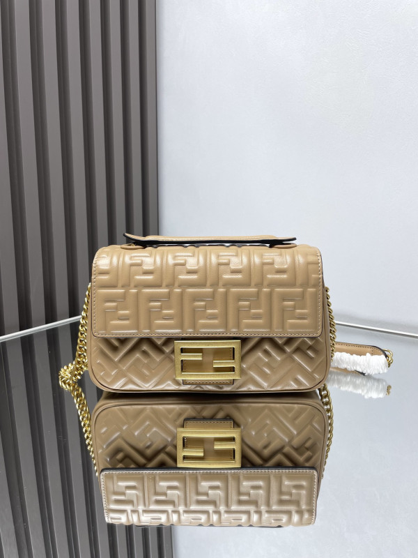 (image for) FENDI BAGUETTE-24x14x7cm