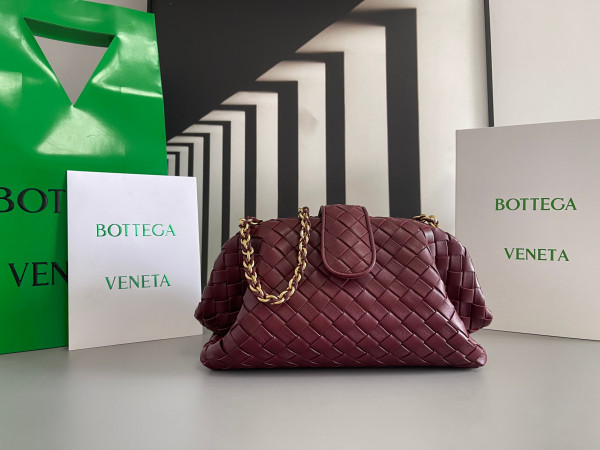 (image for) BOTTEGA VENETA Teen Lauren 1980 With Chain