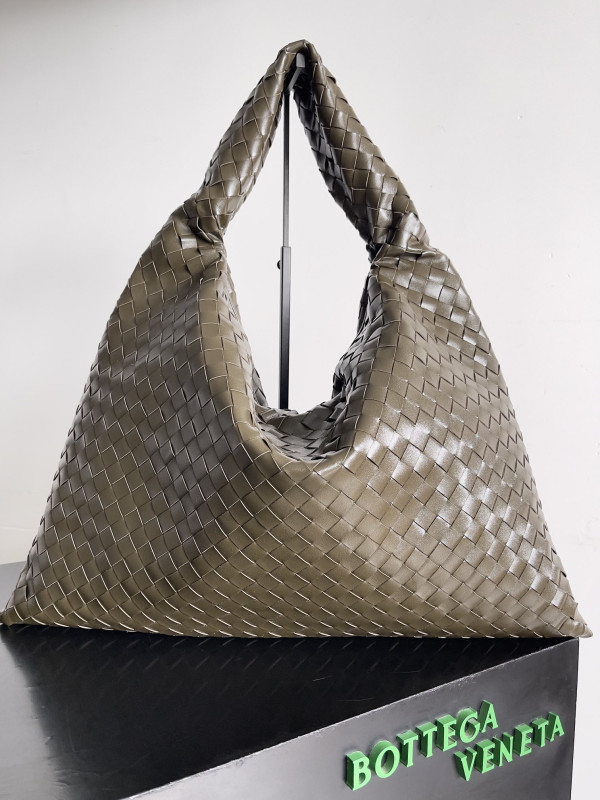 (image for) BOTTEGA VENETA Large Hop