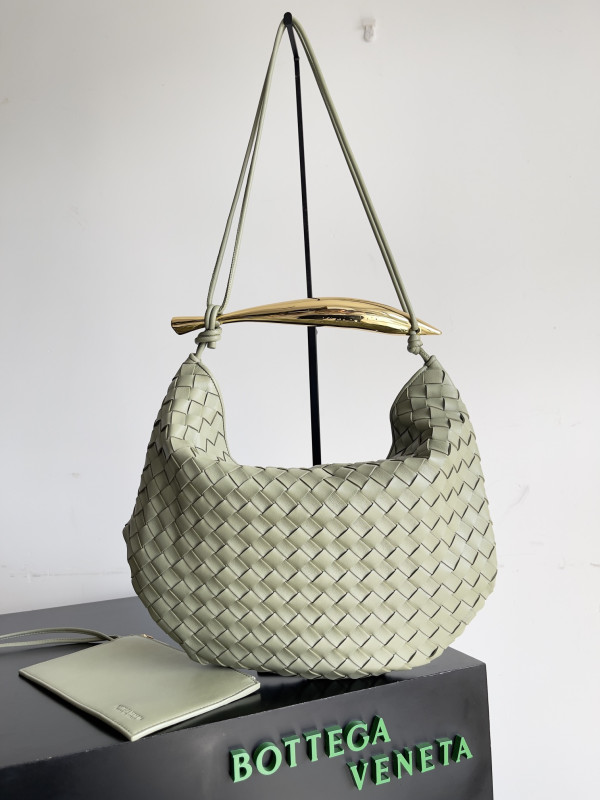 (image for) BOTTEGA VENETA Medium Sardine