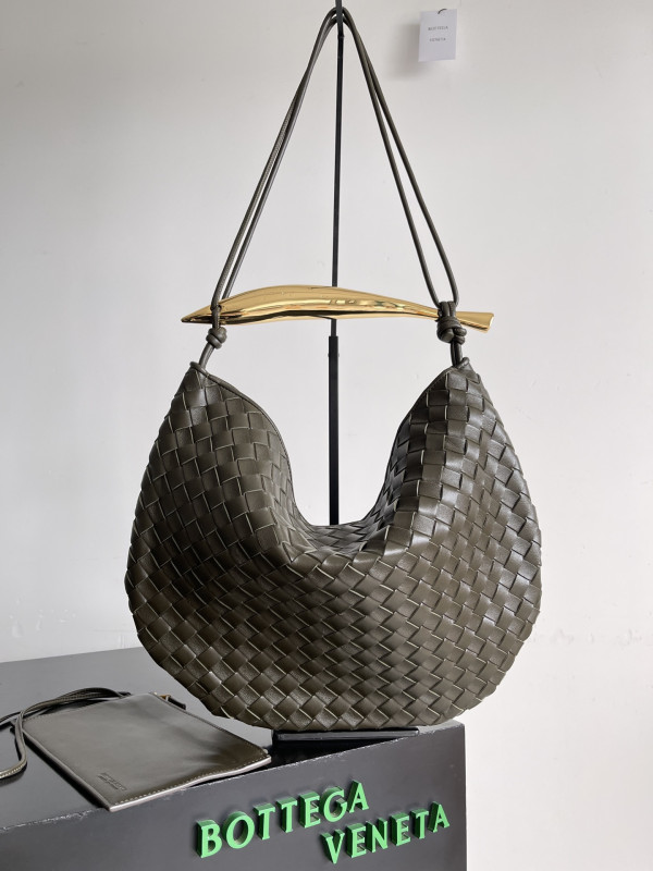 (image for) BOTTEGA VENETA Medium Sardine