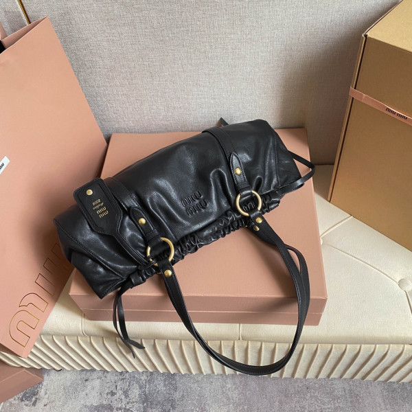 MIUMIU Joie nappa leather bag-44 X 16 X10.5cm [5BG289] CELINE CHANEL ACCESSORIES LOEWE SHOES LOUIS VUITTON DIRO YSL OTHER BRAND HANDBAGS BALENCIAGA BOTTEGA VENETA GOYARD HERMES BURBERRY VALENTINO GUCCI FENDI MIUMIU CHLOE PRADA BVLGARI SUITCASE NEW ARRIVAL 