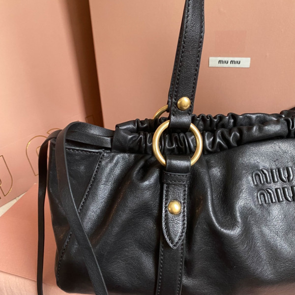 MIUMIU Joie nappa leather bag-44 X 16 X10.5cm [5BG289] CELINE CHANEL ACCESSORIES LOEWE SHOES LOUIS VUITTON DIRO YSL OTHER BRAND HANDBAGS BALENCIAGA BOTTEGA VENETA GOYARD HERMES BURBERRY VALENTINO GUCCI FENDI MIUMIU CHLOE PRADA BVLGARI SUITCASE NEW ARRIVAL 
