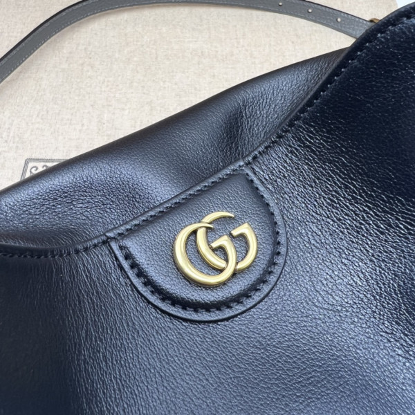 Gucci Diana small shoulder bag [746251克皮] CELINE CHANEL ACCESSORIES LOEWE SHOES LOUIS VUITTON DIRO YSL OTHER BRAND HANDBAGS BALENCIAGA BOTTEGA VENETA GOYARD HERMES BURBERRY VALENTINO GUCCI FENDI MIUMIU CHLOE PRADA BVLGARI SUITCASE NEW ARRIVAL 