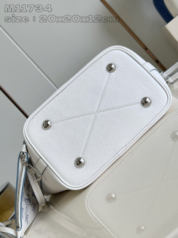 LOUIS VUITTON Blossom PM [M11734] CELINE CHANEL ACCESSORIES LOEWE SHOES LOUIS VUITTON DIRO YSL OTHER BRAND HANDBAGS BALENCIAGA BOTTEGA VENETA GOYARD HERMES BURBERRY VALENTINO GUCCI FENDI MIUMIU CHLOE PRADA BVLGARI SUITCASE NEW ARRIVAL 