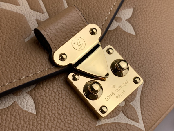 LOUIS VUITTON POCHETTE METIS EAST WEST [M22942] CELINE CHANEL ACCESSORIES LOEWE SHOES LOUIS VUITTON DIRO YSL OTHER BRAND HANDBAGS BALENCIAGA BOTTEGA VENETA GOYARD HERMES BURBERRY VALENTINO GUCCI FENDI MIUMIU CHLOE PRADA BVLGARI SUITCASE NEW ARRIVAL 