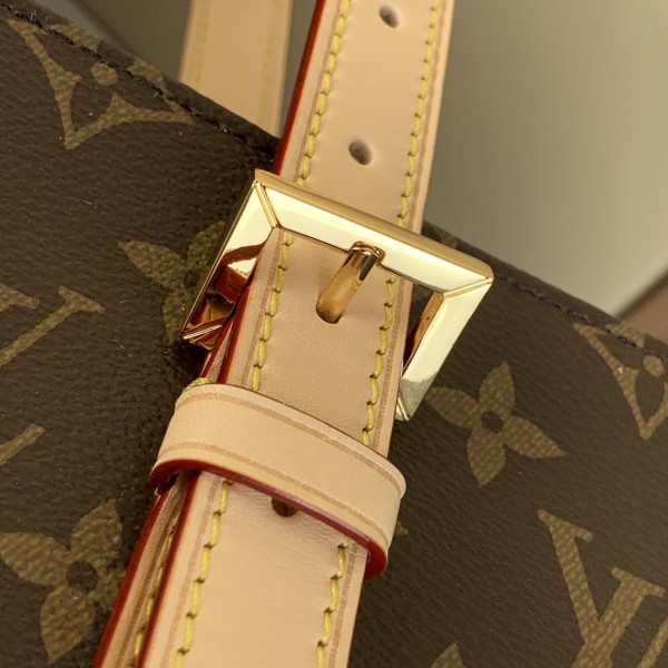 LOUIS VUITTON Mezzo [m47134] CELINE CHANEL ACCESSORIES LOEWE SHOES LOUIS VUITTON DIRO YSL OTHER BRAND HANDBAGS BALENCIAGA BOTTEGA VENETA GOYARD HERMES BURBERRY VALENTINO GUCCI FENDI MIUMIU CHLOE PRADA BVLGARI SUITCASE NEW ARRIVAL 
