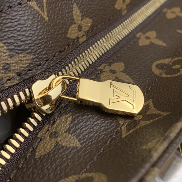 LOUIS VUITTON Mezzo [m47134] CELINE CHANEL ACCESSORIES LOEWE SHOES LOUIS VUITTON DIRO YSL OTHER BRAND HANDBAGS BALENCIAGA BOTTEGA VENETA GOYARD HERMES BURBERRY VALENTINO GUCCI FENDI MIUMIU CHLOE PRADA BVLGARI SUITCASE NEW ARRIVAL 