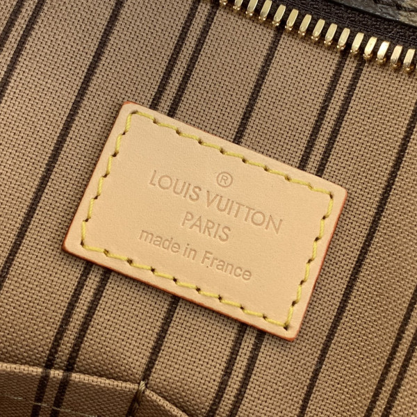 LOUIS VUITTON Mezzo [m47134] CELINE CHANEL ACCESSORIES LOEWE SHOES LOUIS VUITTON DIRO YSL OTHER BRAND HANDBAGS BALENCIAGA BOTTEGA VENETA GOYARD HERMES BURBERRY VALENTINO GUCCI FENDI MIUMIU CHLOE PRADA BVLGARI SUITCASE NEW ARRIVAL 