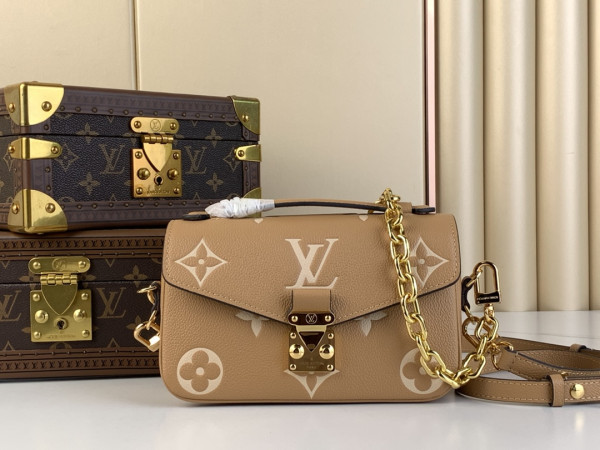 (image for) LOUIS VUITTON POCHETTE METIS EAST WEST