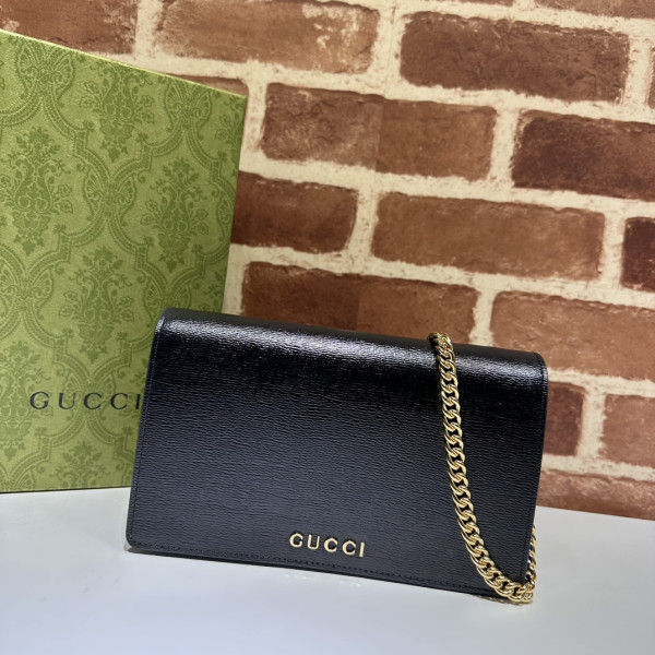 (image for) Gucci Chain wallet with Gucci script