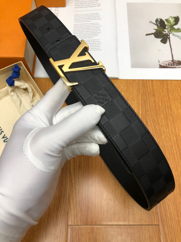 LOUIS VUITTON BELT [C1TUF-022046] CELINE CHANEL ACCESSORIES LOEWE SHOES LOUIS VUITTON DIRO YSL OTHER BRAND HANDBAGS BALENCIAGA BOTTEGA VENETA GOYARD HERMES BURBERRY VALENTINO GUCCI FENDI MIUMIU CHLOE PRADA BVLGARI SUITCASE NEW ARRIVAL 