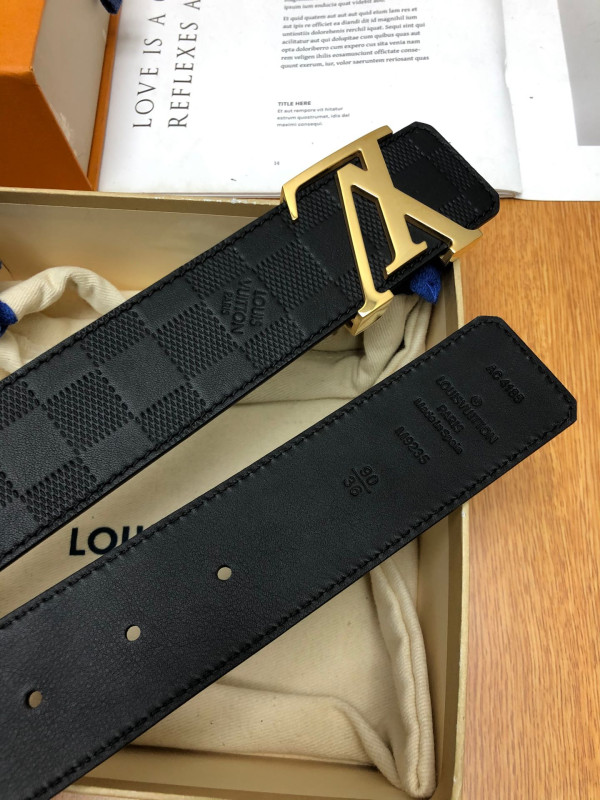 LOUIS VUITTON BELT [C1TUF-022046] CELINE CHANEL ACCESSORIES LOEWE SHOES LOUIS VUITTON DIRO YSL OTHER BRAND HANDBAGS BALENCIAGA BOTTEGA VENETA GOYARD HERMES BURBERRY VALENTINO GUCCI FENDI MIUMIU CHLOE PRADA BVLGARI SUITCASE NEW ARRIVAL 