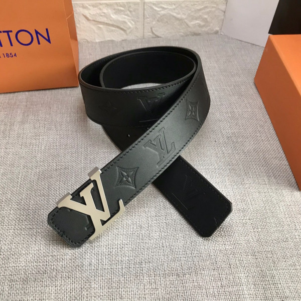 LOUIS VUITTON BELT [C1TUF-021804] CELINE CHANEL ACCESSORIES LOEWE SHOES LOUIS VUITTON DIRO YSL OTHER BRAND HANDBAGS BALENCIAGA BOTTEGA VENETA GOYARD HERMES BURBERRY VALENTINO GUCCI FENDI MIUMIU CHLOE PRADA BVLGARI SUITCASE NEW ARRIVAL 