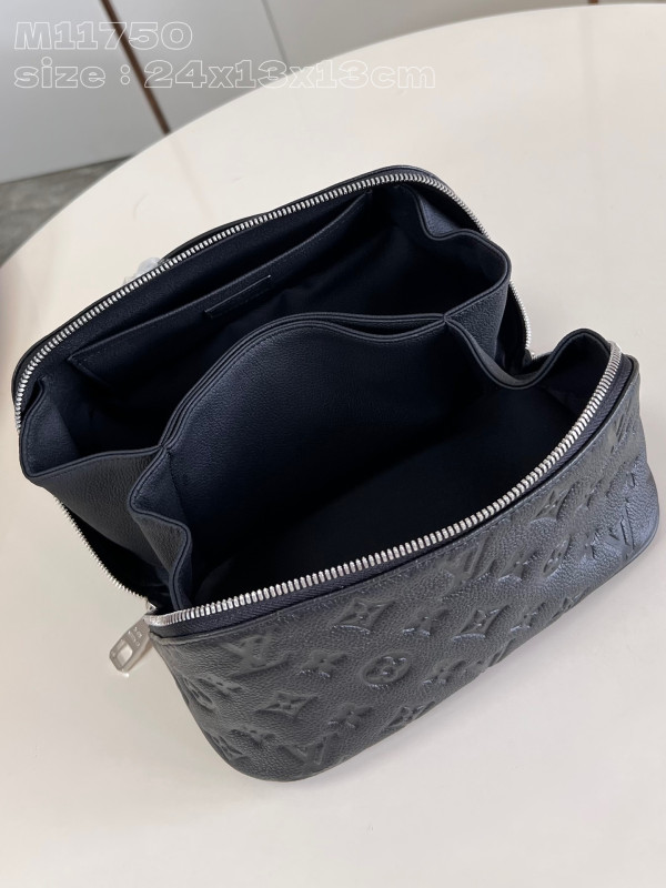 LOUIS VUITTON TOILETRY BAG-24*13*13CM [M11750压花] CELINE CHANEL ACCESSORIES LOEWE SHOES LOUIS VUITTON DIRO YSL OTHER BRAND HANDBAGS BALENCIAGA BOTTEGA VENETA GOYARD HERMES BURBERRY VALENTINO GUCCI FENDI MIUMIU CHLOE PRADA BVLGARI SUITCASE NEW ARRIVAL 